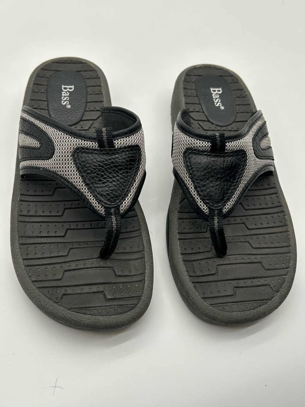 Bass Black and Gray Men's Thong Sandals